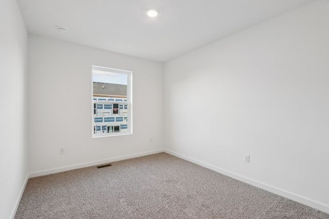 6520 Linden Trail E, Wonder Lake, IL 60097