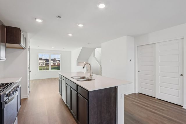 6520 Linden Trail E, Wonder Lake, IL 60097