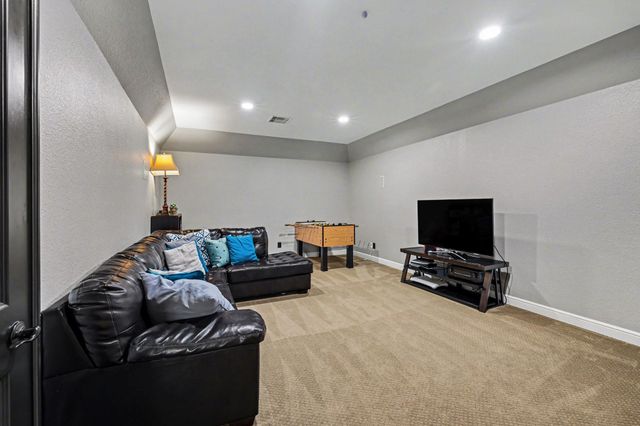 9922 Vintage Villa Drive, Houston, TX 77070