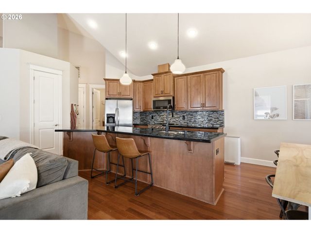 847 W S St, Washougal, WA 98671