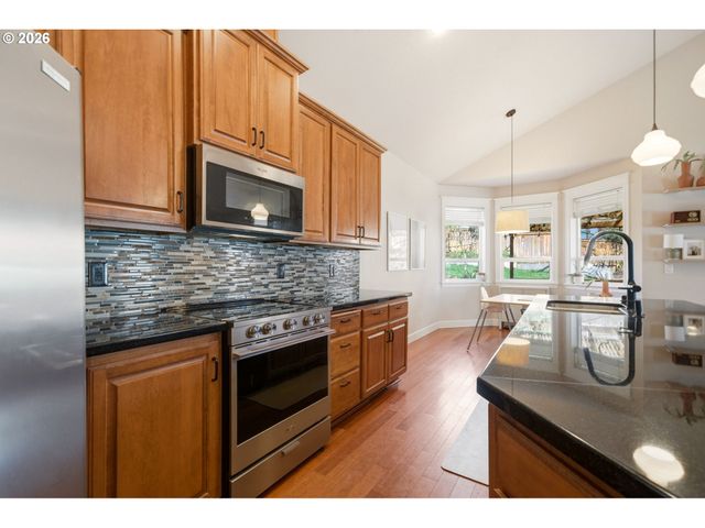 847 W S St, Washougal, WA 98671