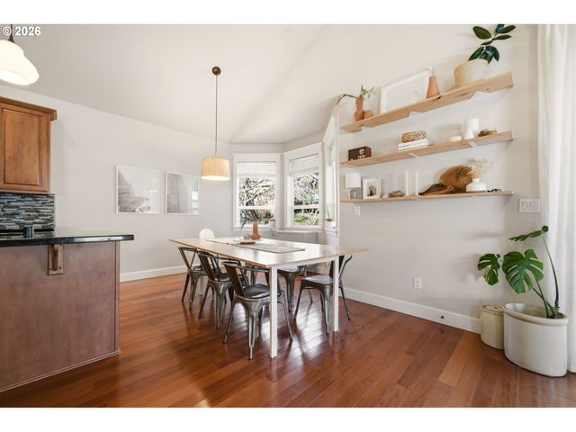 847 W S St, Washougal, WA 98671