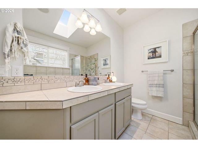 847 W S St, Washougal, WA 98671