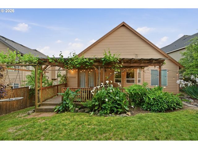 847 W S St, Washougal, WA 98671