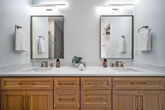 837 Stockell St, Nashville, TN 37207