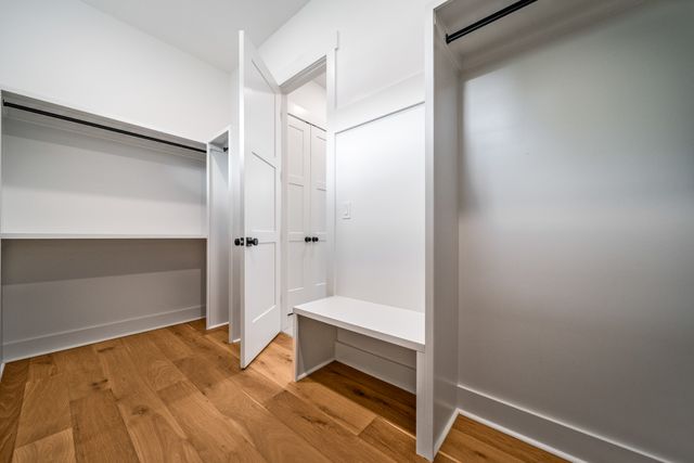 837 Stockell St, Nashville, TN 37207