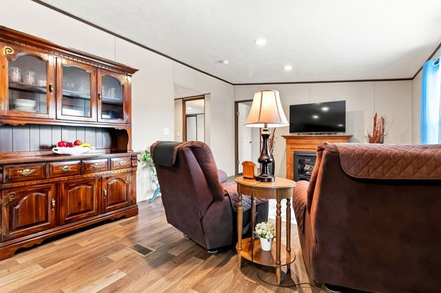 1649 James Road, Somerset, KY 42501