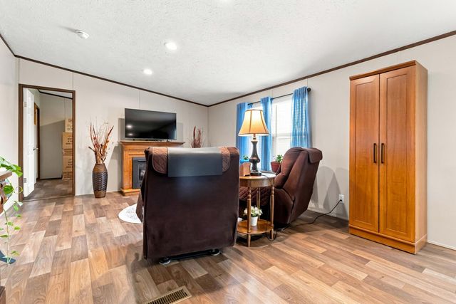 1649 James Road, Somerset, KY 42501