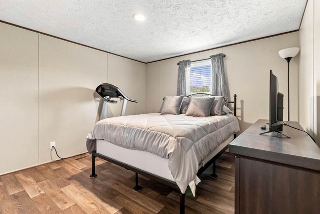 1649 James Road, Somerset, KY 42501