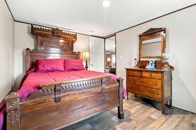 1649 James Road, Somerset, KY 42501
