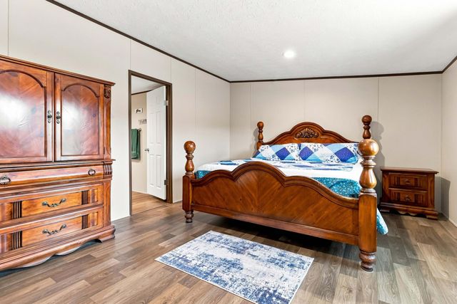 1649 James Road, Somerset, KY 42501