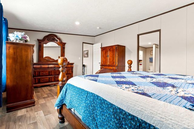 1649 James Road, Somerset, KY 42501