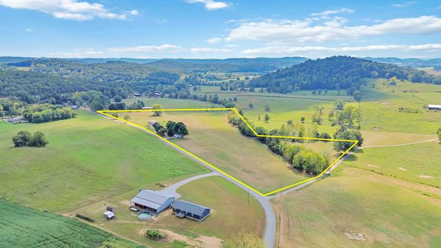 1649 James Road, Somerset, KY 42501