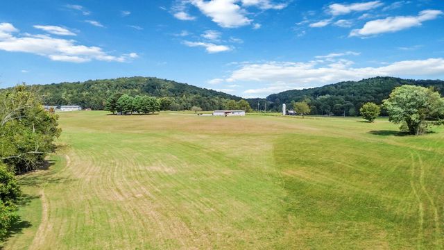 1649 James Road, Somerset, KY 42501