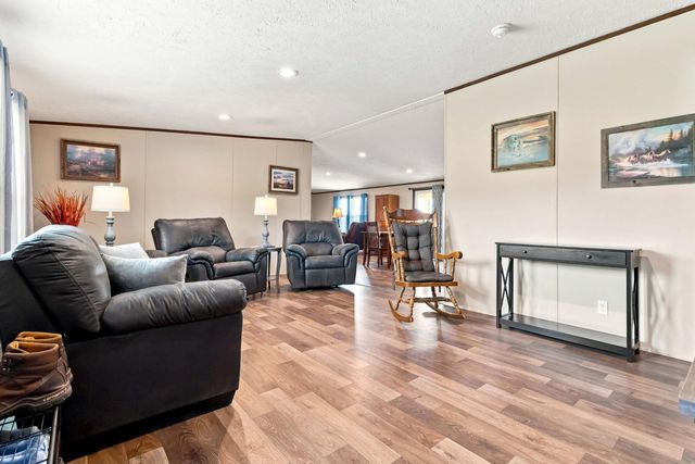 1649 James Road, Somerset, KY 42501