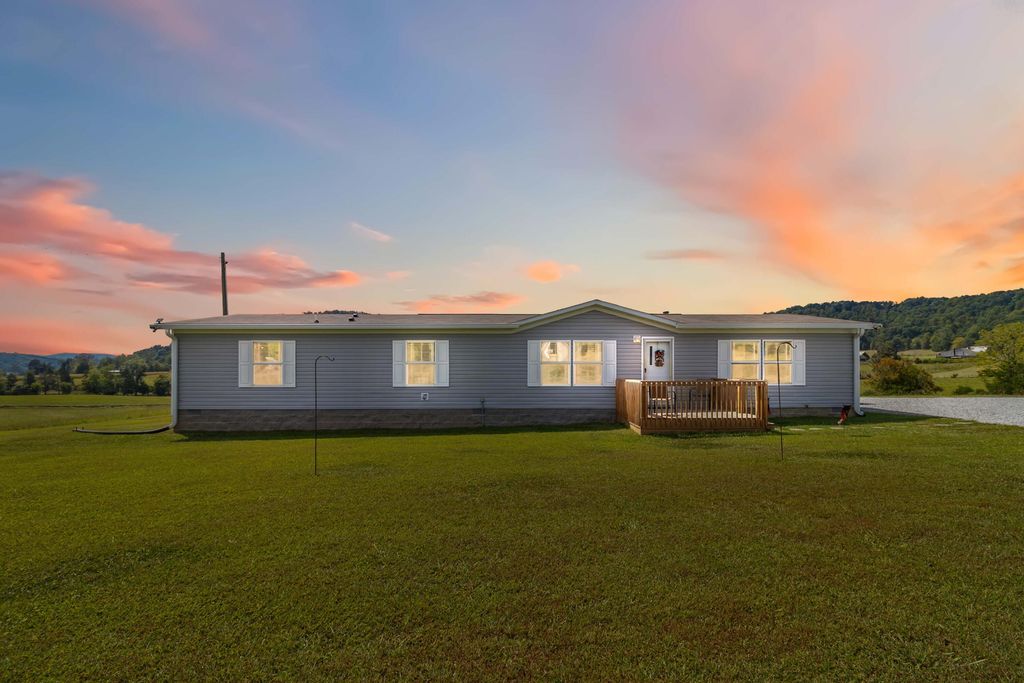 1649 James Road, Somerset, KY 42501
