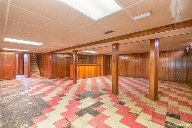 27046 Clarpointe Drive, Warren, MI 48088