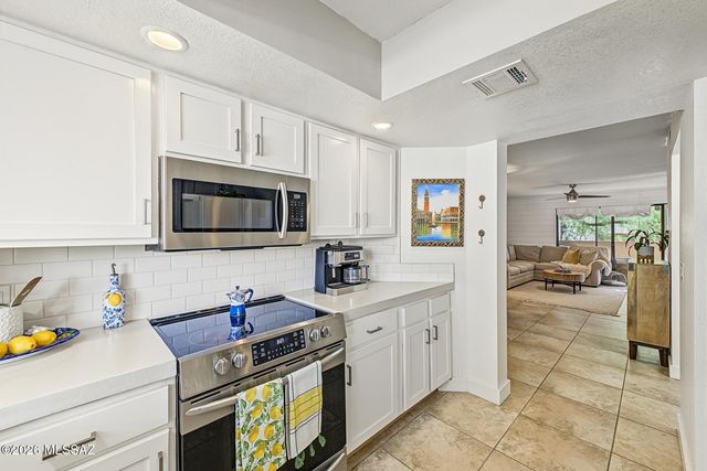 7255 E Snyder Rd Unit 6204, Tucson, AZ 85750