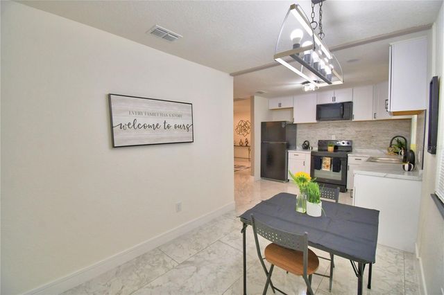 6960 2ND STREET, Mulberry, FL 33860