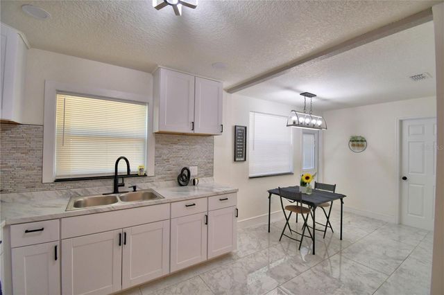 6960 2ND STREET, Mulberry, FL 33860