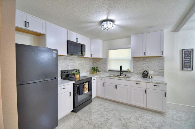 6960 2ND STREET, Mulberry, FL 33860