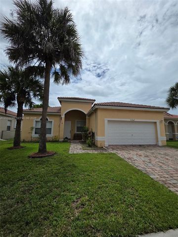 1361 SE 16th Ave, Homestead, FL 33035