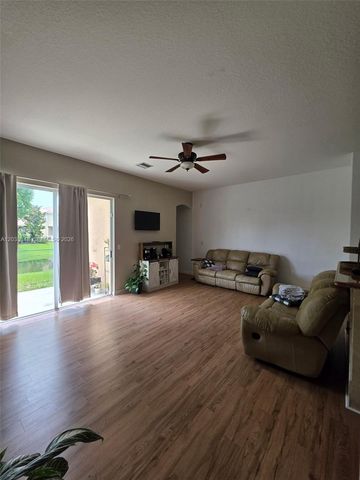 1361 SE 16th Ave, Homestead, FL 33035