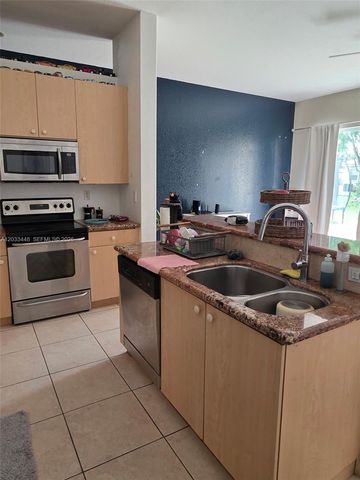 1361 SE 16th Ave, Homestead, FL 33035