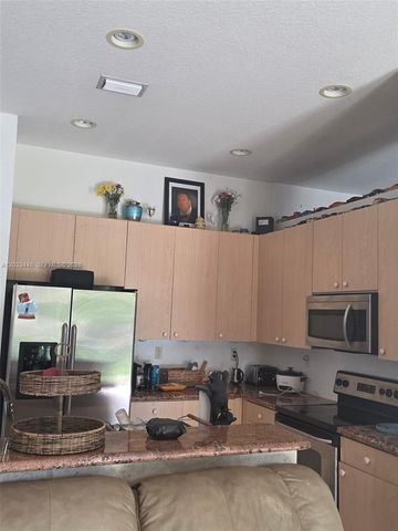 1361 SE 16th Ave, Homestead, FL 33035