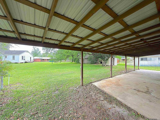 940 Robbie St, Denham Springs, LA 70726
