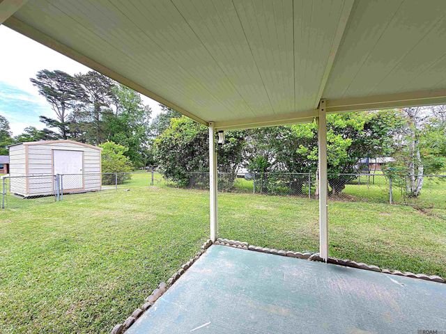 940 Robbie St, Denham Springs, LA 70726
