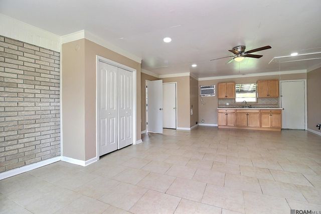 940 Robbie St, Denham Springs, LA 70726