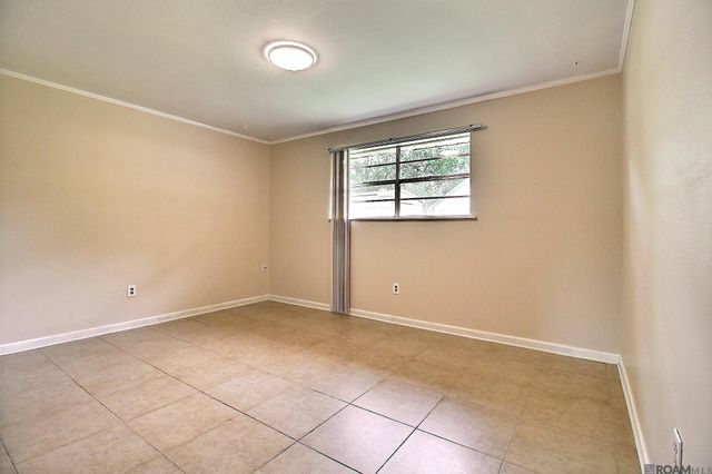 940 Robbie St, Denham Springs, LA 70726