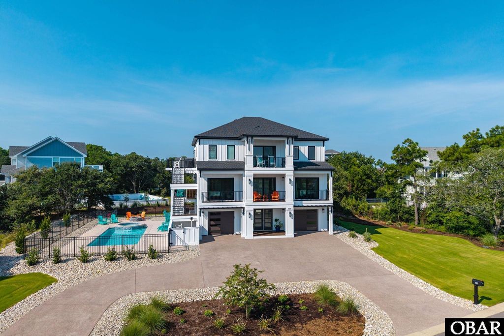 Image 2 of property listing at 528 Hunt Club Drive, Corolla, NC 27927