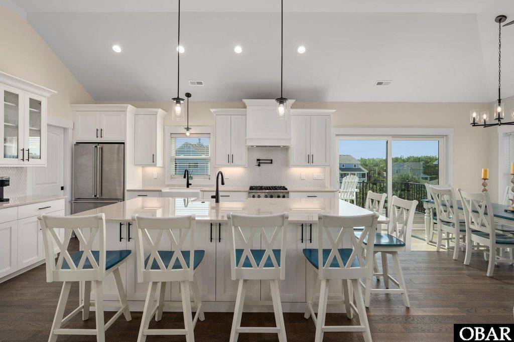 Image 18 of property listing at 528 Hunt Club Drive, Corolla, NC 27927