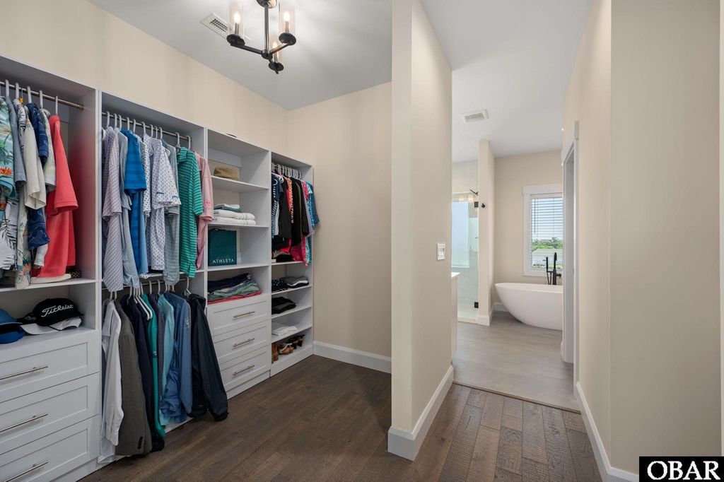 Image 36 of property listing at 528 Hunt Club Drive, Corolla, NC 27927