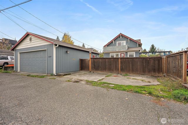 5207 N Pearl Street, Ruston, WA 98407