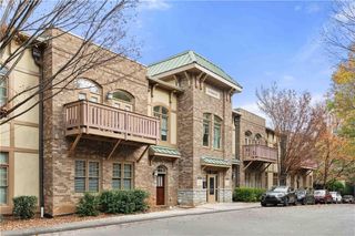 1884 Gordon Manor NE, Atlanta, GA 30307