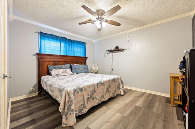 2705 Cedar Drive, La Marque, TX 77568