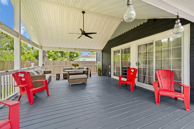 2705 Cedar Drive, La Marque, TX 77568