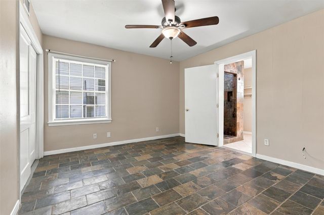 4505 Larch Lane A, Bellaire, TX 77401