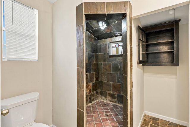4505 Larch Lane A, Bellaire, TX 77401