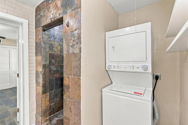 4505 Larch Lane A, Bellaire, TX 77401