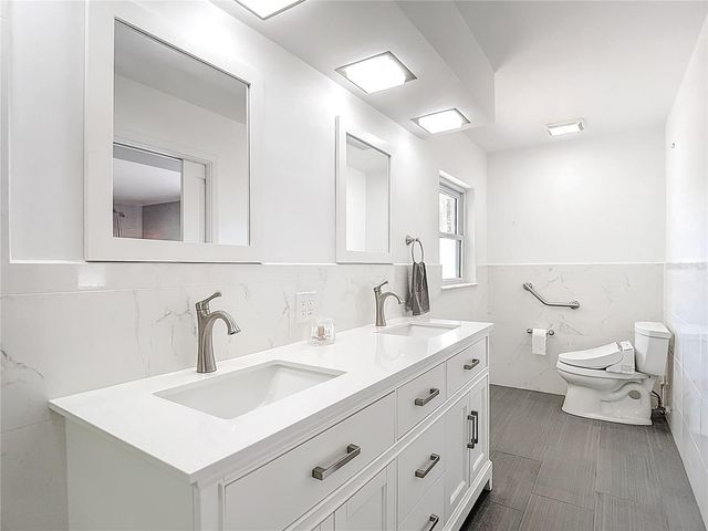 1133 BURKE AVENUE, Dunedin, FL 34698