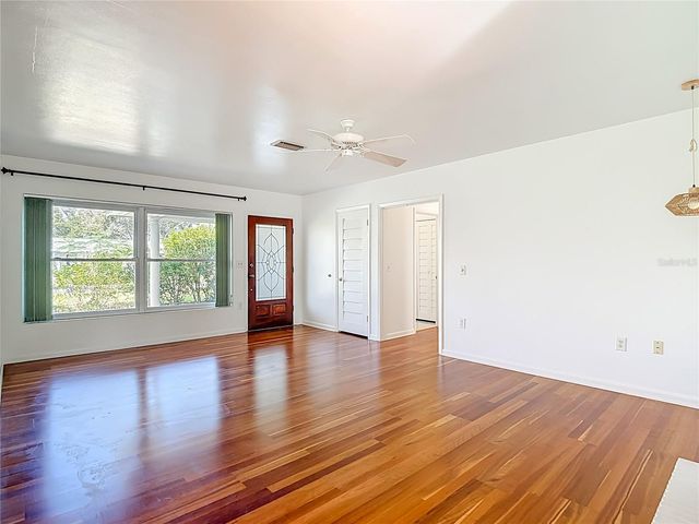 1133 BURKE AVENUE, Dunedin, FL 34698