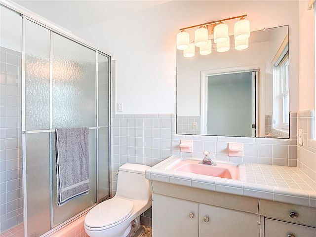 1133 BURKE AVENUE, Dunedin, FL 34698