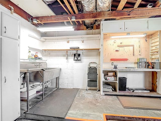 1133 BURKE AVENUE, Dunedin, FL 34698