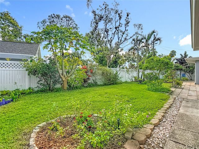 1133 BURKE AVENUE, Dunedin, FL 34698