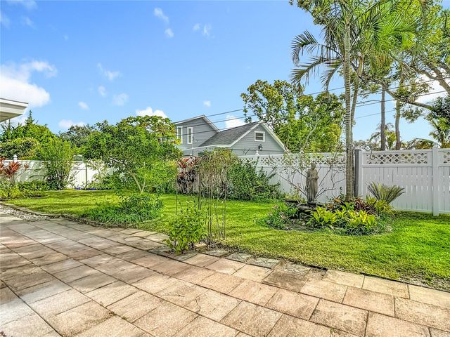 1133 BURKE AVENUE, Dunedin, FL 34698