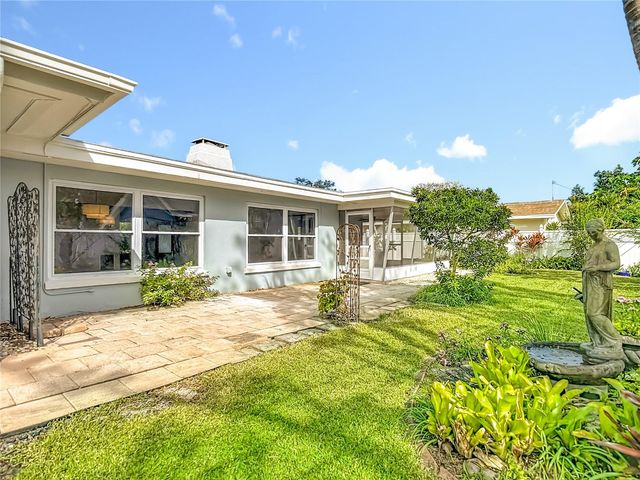 1133 BURKE AVENUE, Dunedin, FL 34698